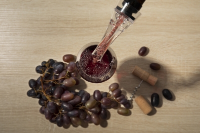 Estudo sugere que o &quot;efeito matriz&quot; do vinho potencializa benefícios dos polifenóis além do álcool isolado