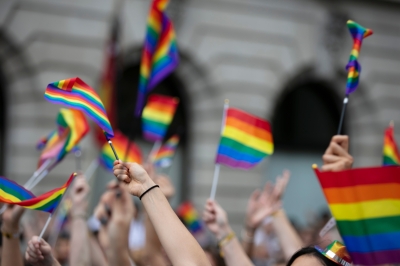 Jovens LGBTQIAPN+ e o uso de substâncias psicoativas: o que os dados brasileiros revelam